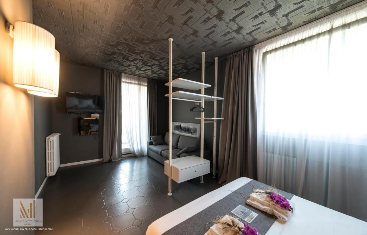 Art B&B Design Costa Volpino Bagian luar foto